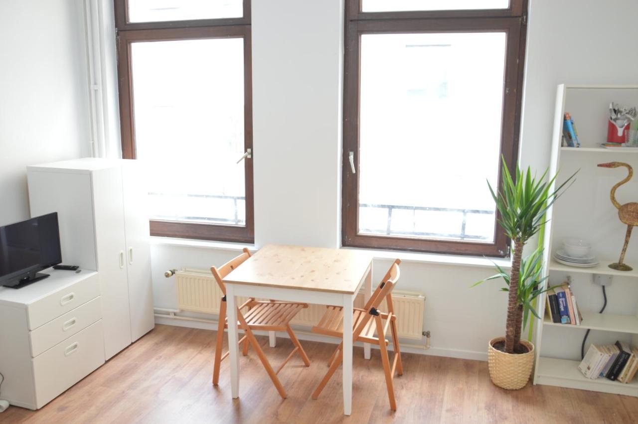 Awesome Studio In Marolles Bruxelles