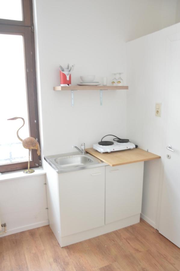 Awesome Studio In Marolles Lejlighed